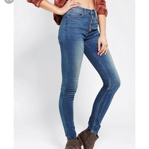 BDG High Rise Twig Ankle Skinny Jean Blue